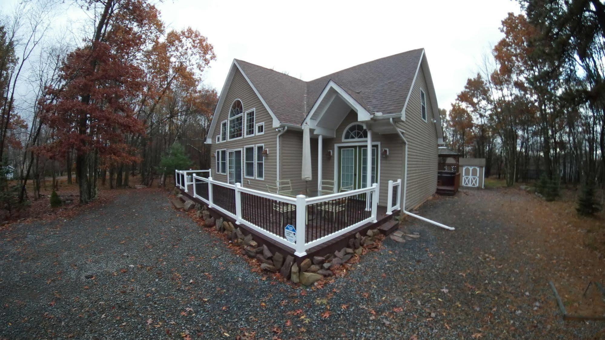 Rentals At Brier Crest Woods Лейк Хармъни Екстериор снимка